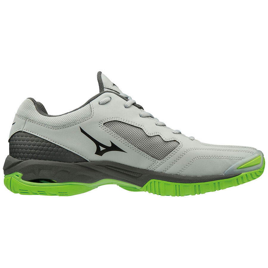 Mizuno wave outlet phantom 2